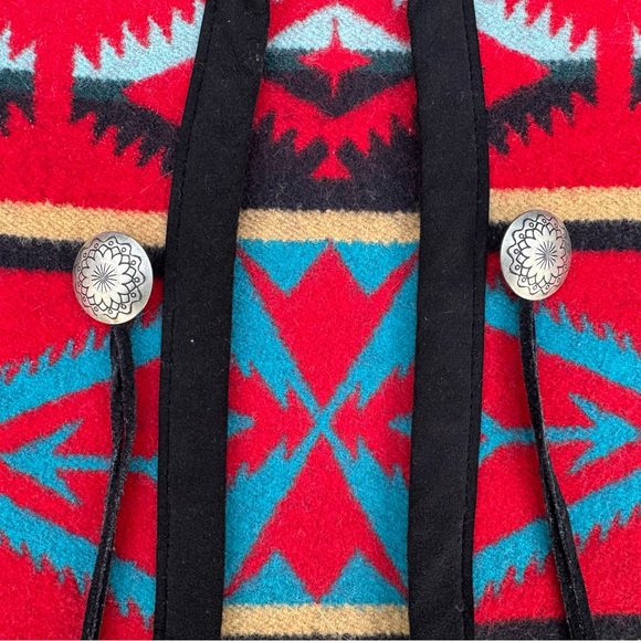 Pendleton Aztec Vest - Picture 7 of 10